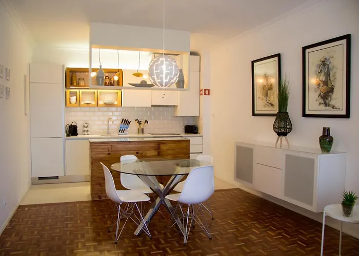 Daniela's - Brand New In Apartament